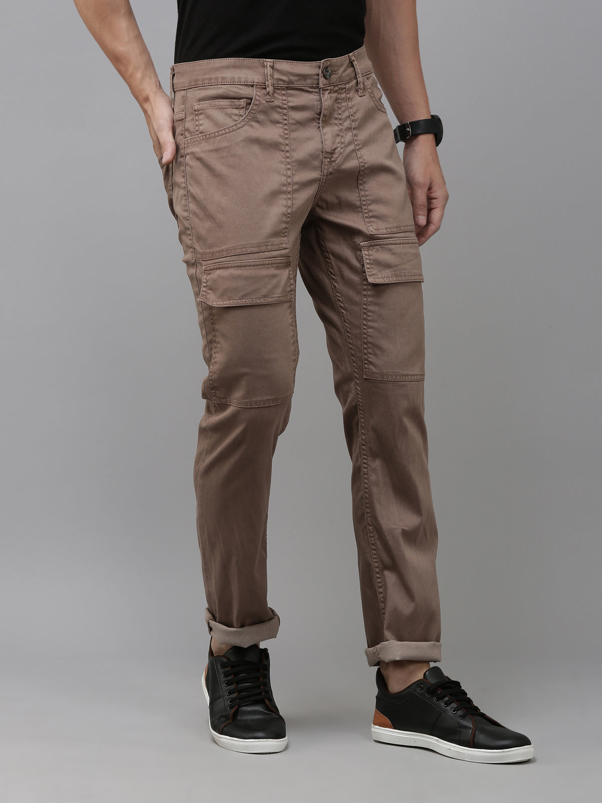 Twill Flare Cargo Pants - Brown | mnml | shop now